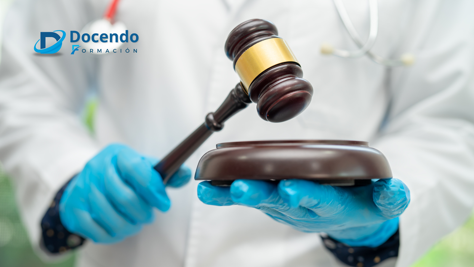 Lee más sobre el artículo Fundamentos Constitucionales y Legales que Regulan el Ejercicio de la Medicina en Venezuela